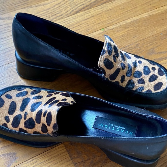 Kenneth Cole Reaction flats - Picture 2 of 6